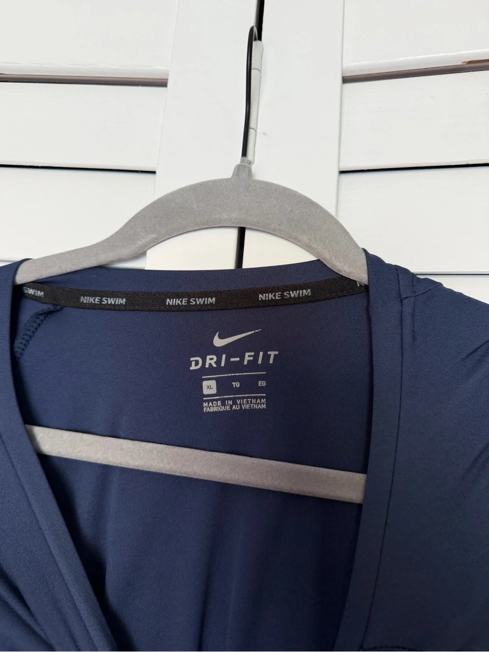 Nike Men’s Navy Long-Sleeve Swim Rash Guard with White Swoosh